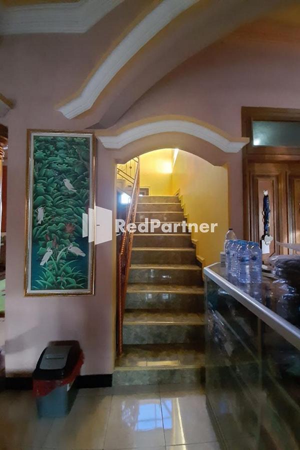 Bromo Indah Lestari Homestay Mitra Reddoorz Pasuruan Exterior foto